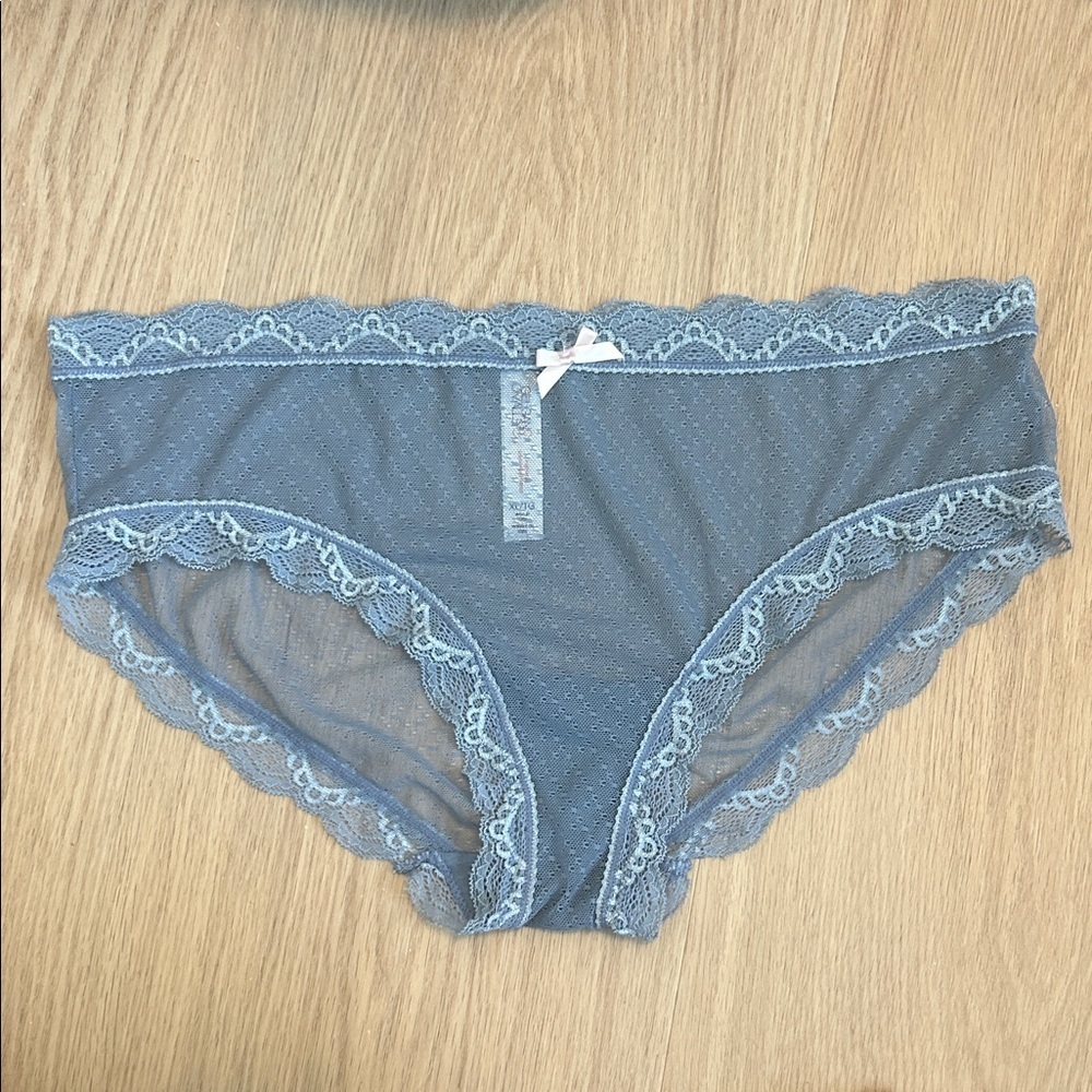 Gilligan & O'Malley Sheer Lace Panty XL